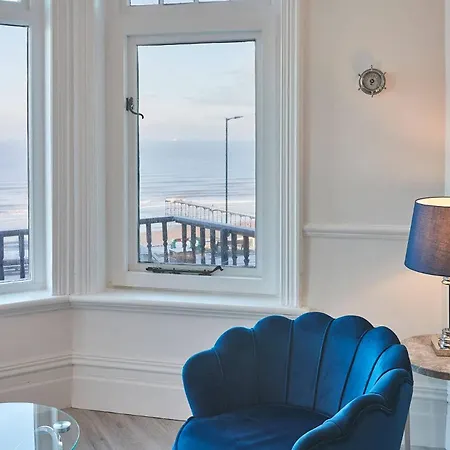 Captain'S Deck Beach Balcony Perfectlysaltburn Esterno foto